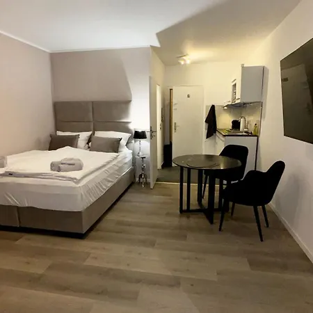 City Spot Zimmer24Frei In Koeln Buitenkant foto