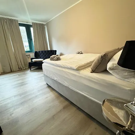 City Spot Zimmer24Frei In Koeln Buitenkant foto