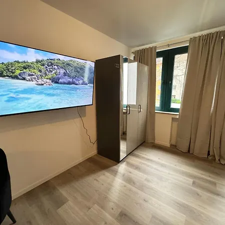 City Spot Zimmer24Frei In Koeln Buitenkant foto
